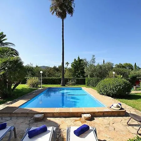 Villa Two-bedroom House With Country Views By Renthousing *