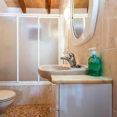 Two-bedroom House With Country Views By Renthousing Villa Pollença
