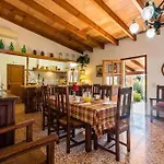 Villa Two-bedroom House With Country Views By Renthousing *