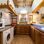 Villa Two-bedroom House With Country Views By Renthousing *