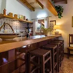 Two-bedroom House With Country Views By Renthousing Villa Pollenca