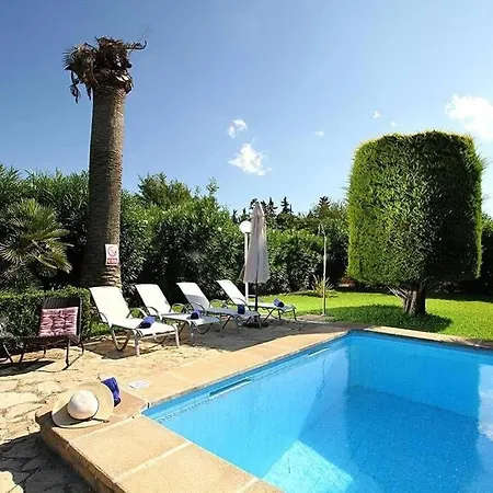 Villa Two-bedroom House With Country Views By Renthousing