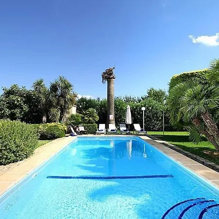 Two-bedroom House With Country Views By Renthousing Villa Pollensa